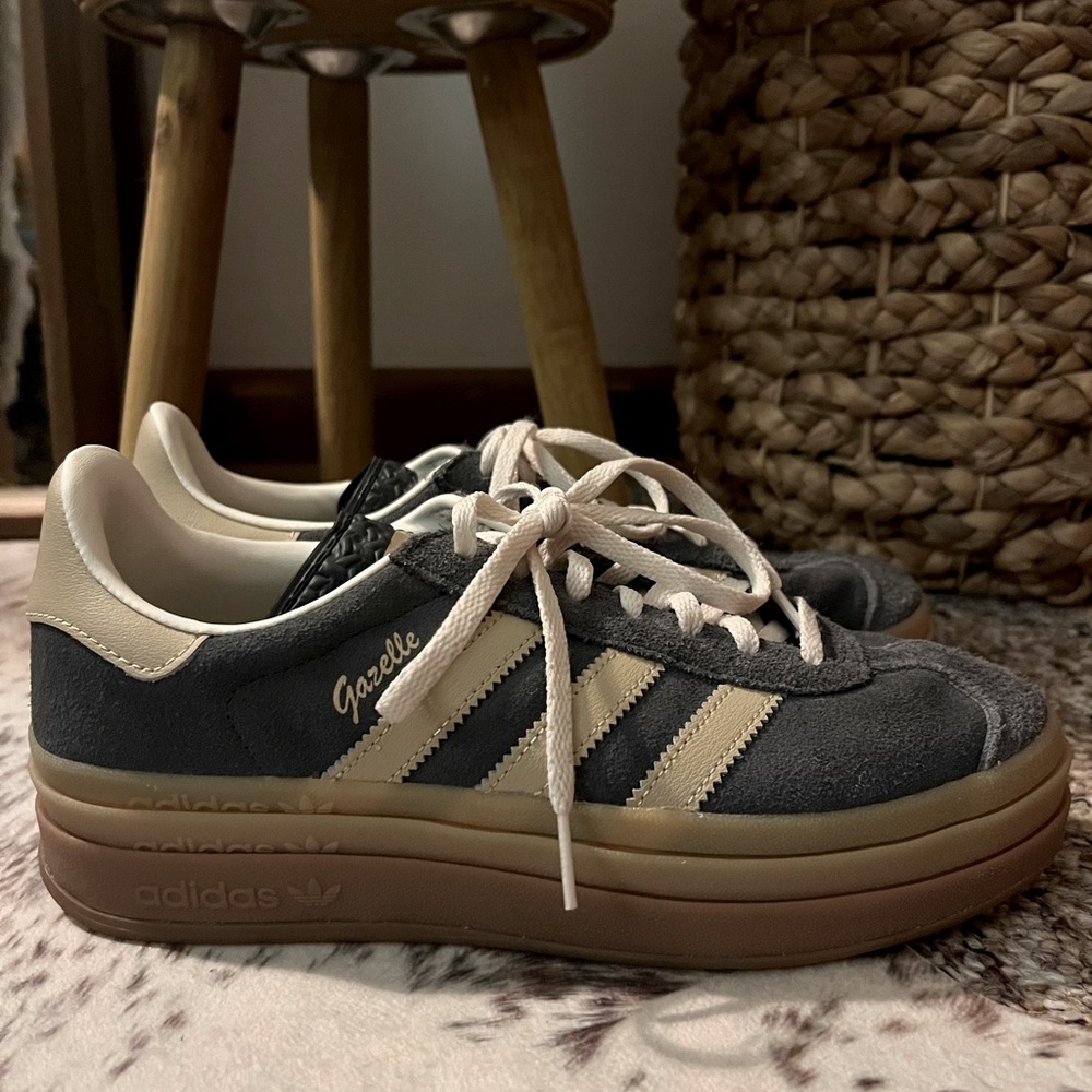 Adidas Gazelle Bold Size 8